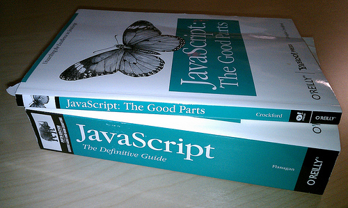 Javascript: the Definitive Guide vs The Good Parts